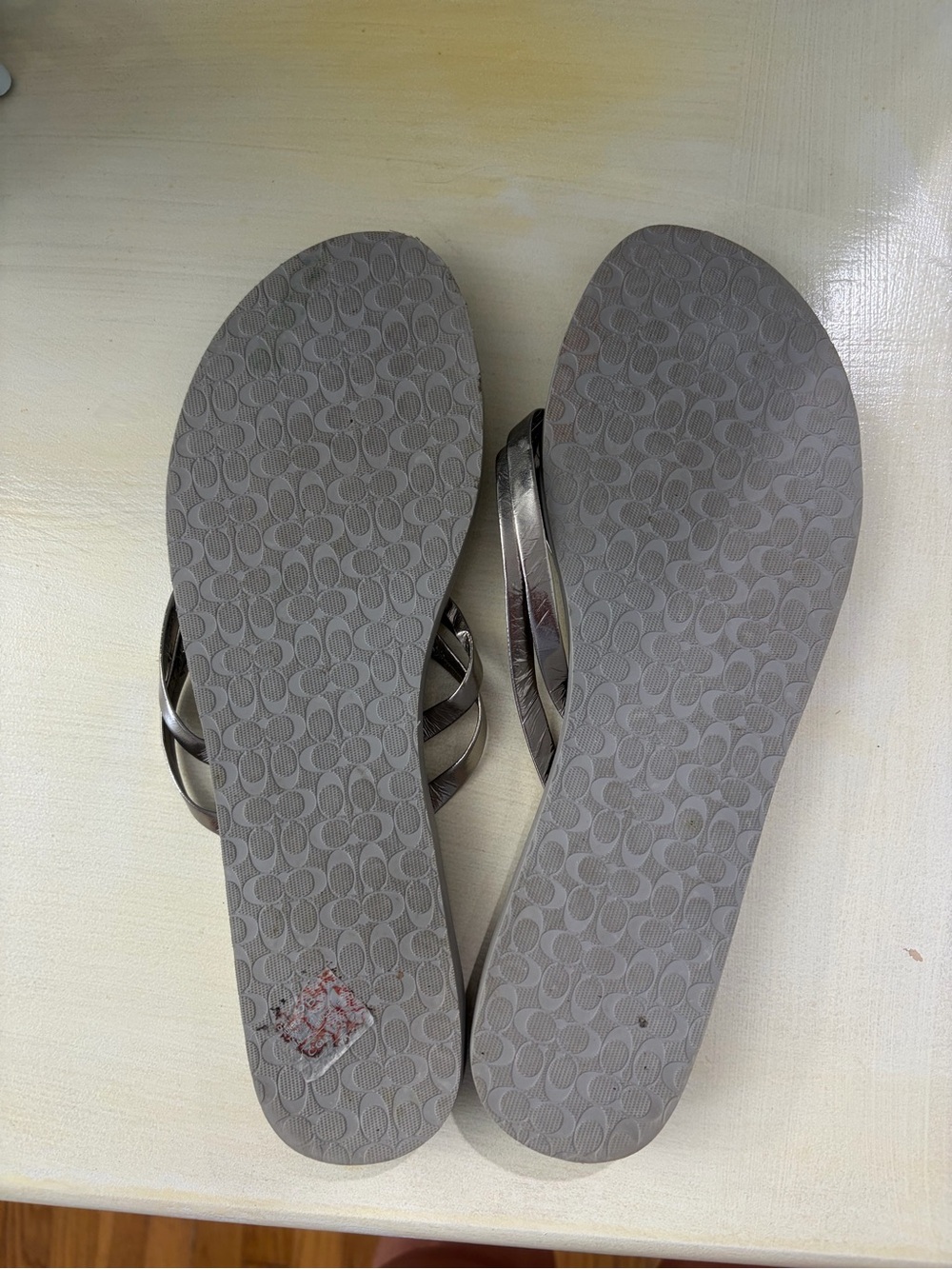 COACH Metallic Silver Women's Thong Sandals Flip Flop - Picture 8 of 8